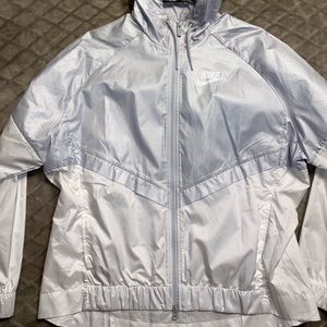 Women’s Nike Sportswear Windrunner